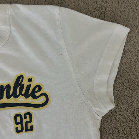 ABERCROMBIE & FITCH Vintage Y2K short sleeve tee white with blue & yellow letter - Picture 6 of 8